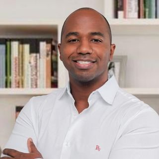 Dr. Saulo Ferreira Cruz