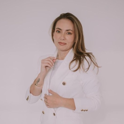 Paula Vicentini