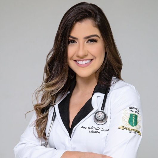 Dra. Adrielle Karolina Ribeiro Lima