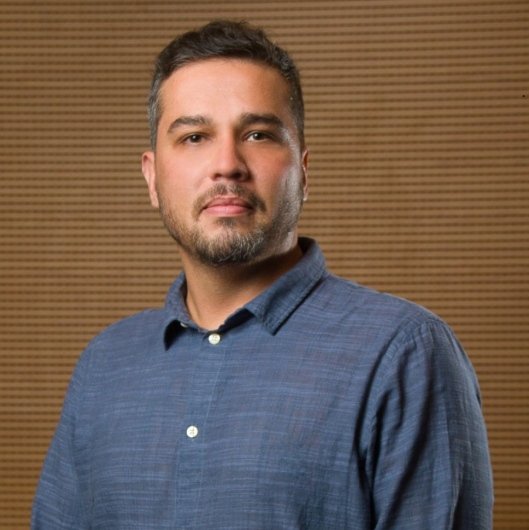 Dr. Emmanuel Godoi