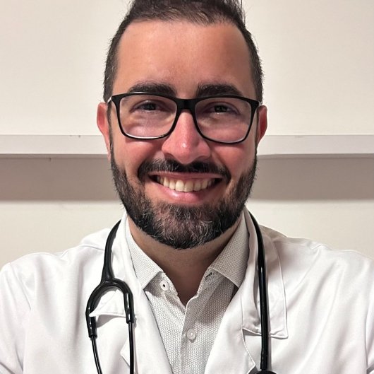 Dr. Arthur Macedo Alvarez