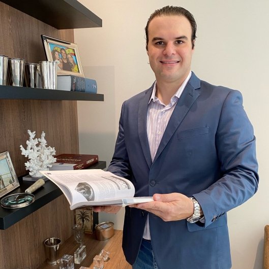 Dr. Thiago Bandeca