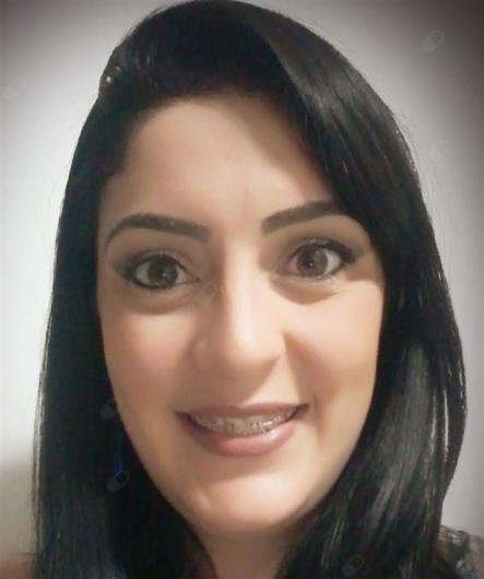 Camila Manhães de Sá