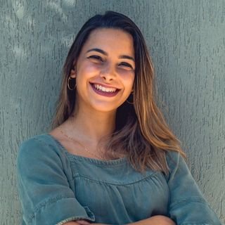 Dra. Mila Dantas Pimenta