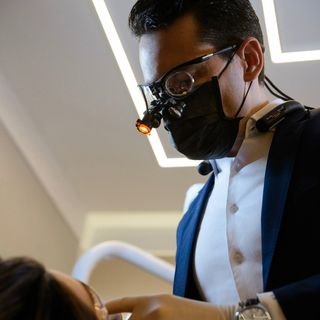 Dr. Iury Tambosi