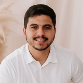 Dr. Gustavo Oliveira