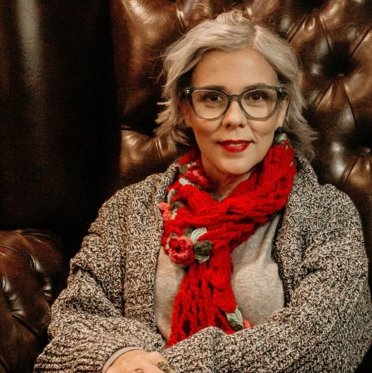 Ana Cláudia Oliveira