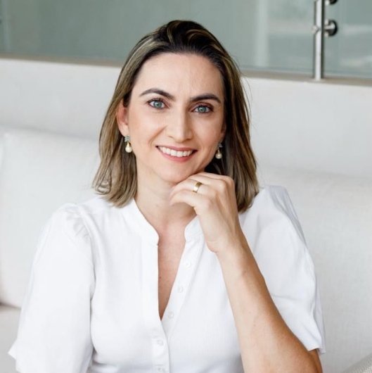 Dra. Fernanda Fernandes