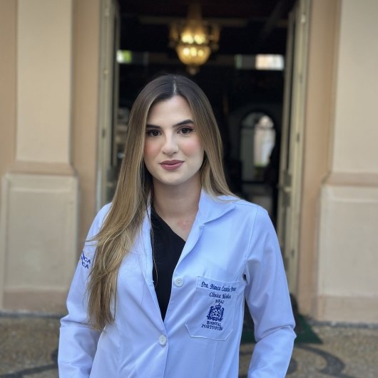 Dra. Bianca Castelo Branco