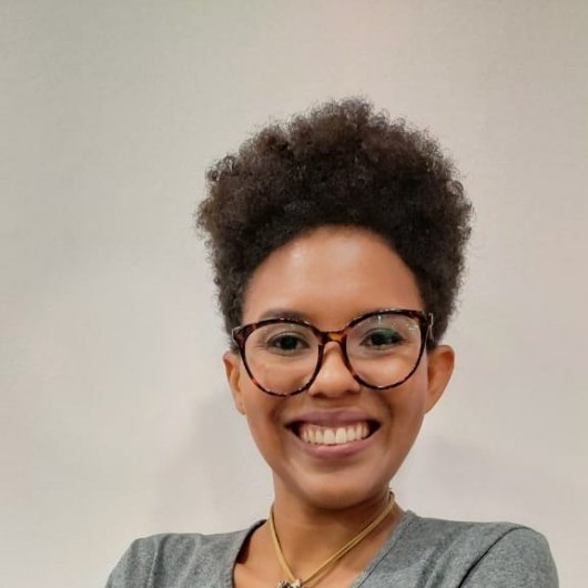 Dra. Vitória Souza de Freitas