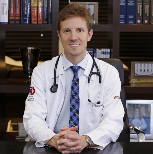 Dr. Eduardo Leal Adam