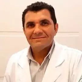 Dr. Luis Fabricio Caldas Ferraz .