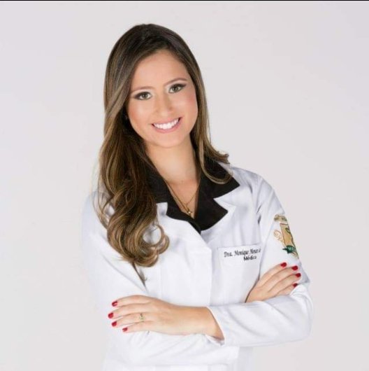 Dra. Monique Moraes de Sousa