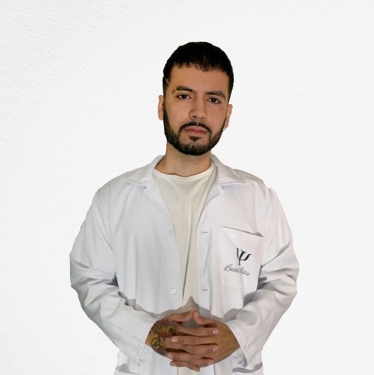 Dr. Lucas Assis