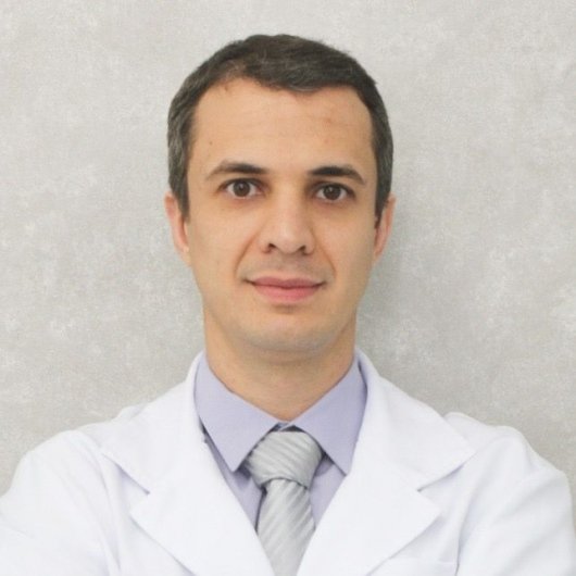 Dr. Gabriel Esteves Gaiato