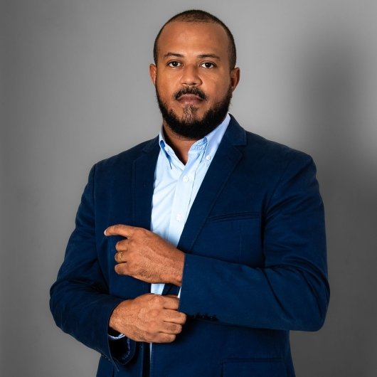 Dr. Gesiel Martins