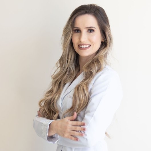 Dra. Talita Andrade Brandão