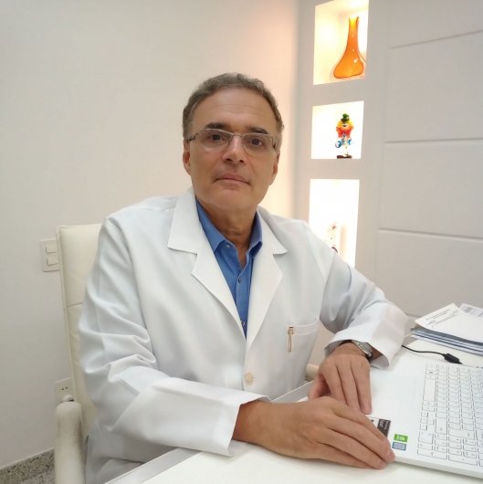 Dr. Max Velmovitsky
