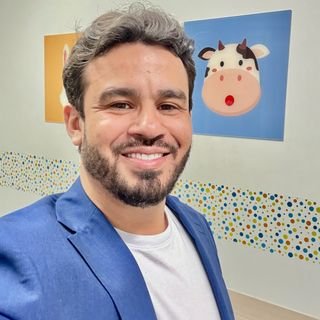 Dr. Carlos Umberto Ferreira Junior