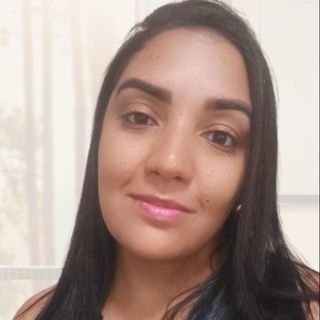 Dra. Julie Anne Alves de Oliveira