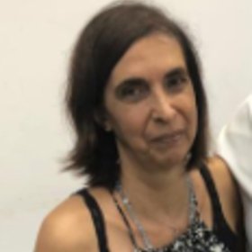Dra. Luciana de Araújo Souto