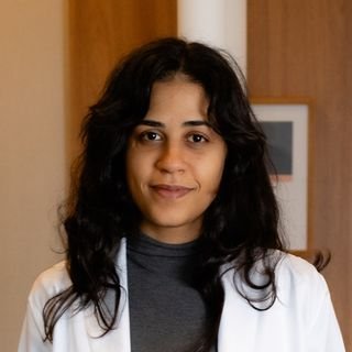 Dra. Danielle Guimarães Lopes