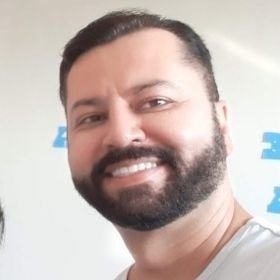 Dr. Anderson Guersoni
