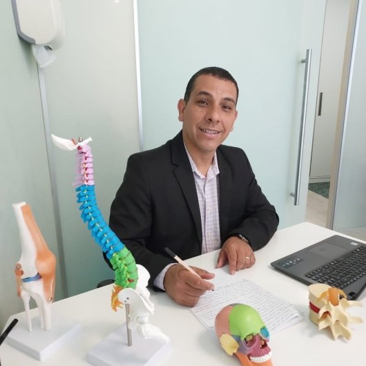 Dr. Eder Marcos