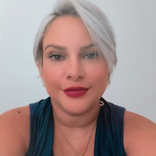 Aline Nascimento