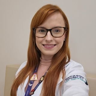 Dra. Débora Batista