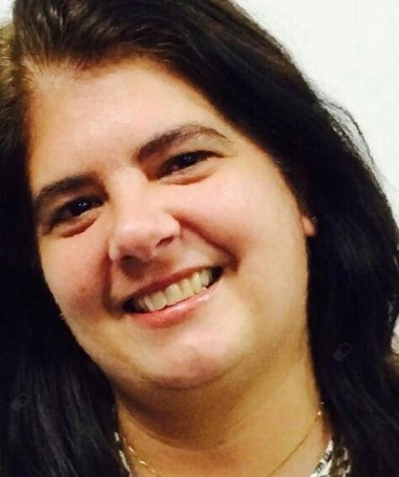 Dra. Renata Silva Melo Fernandes