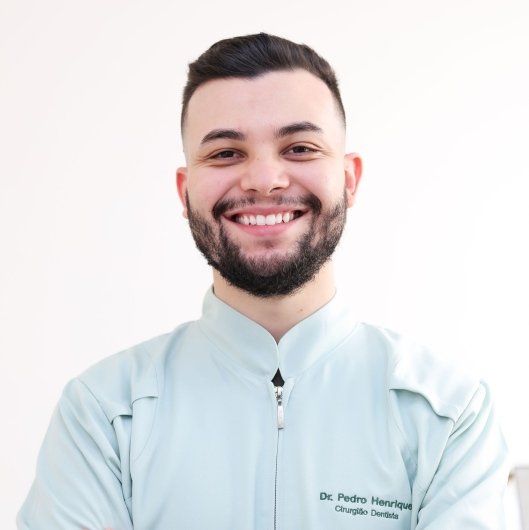 Dr. Pedro Henrique Camargo