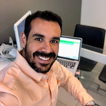 Dr. Arthur Catão