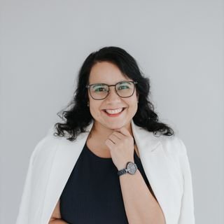 Dra. Janaína De Oliveira
