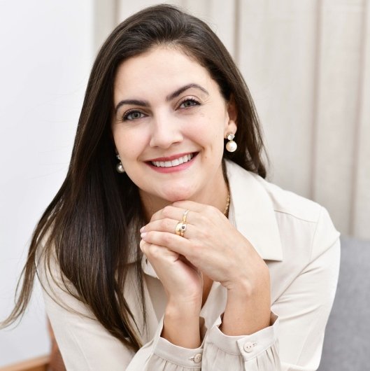 Larissa Sales
