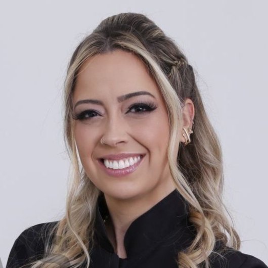 Bruna Guimarães Neves