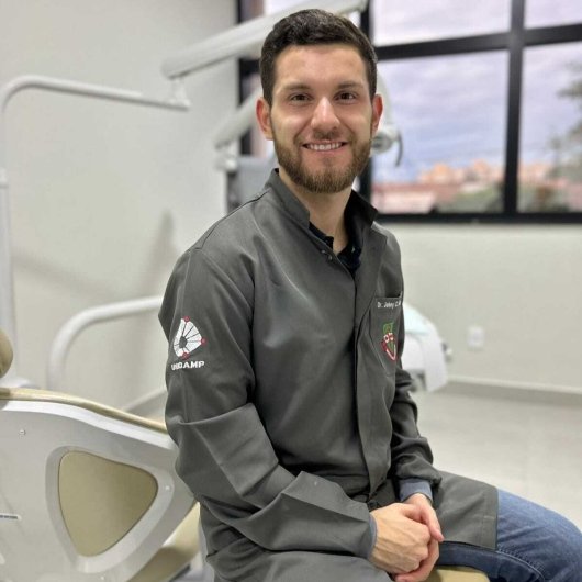 Dr. Johny Bicudo