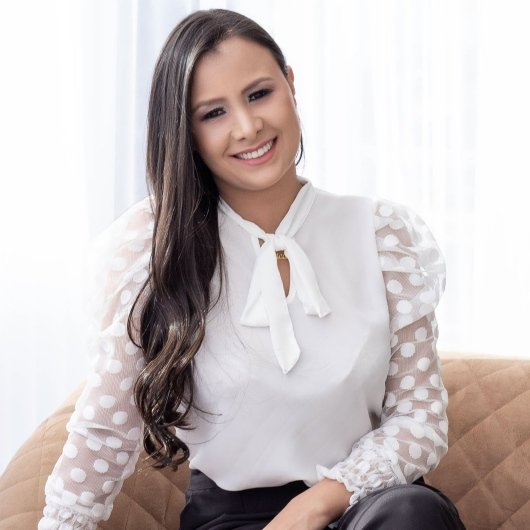 Dra. Jessica Santos Pereira