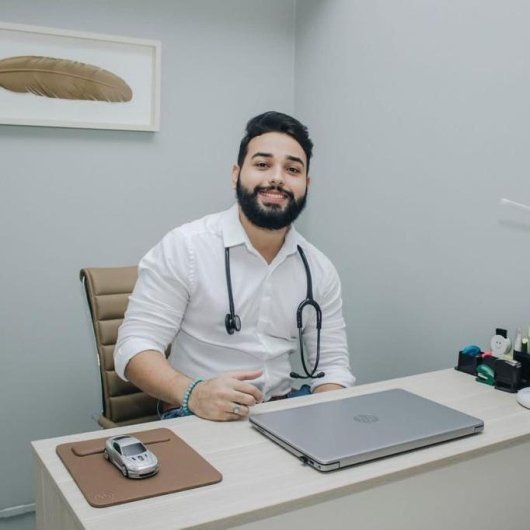 Dr. Nelson Vinicius Vieira Sousa