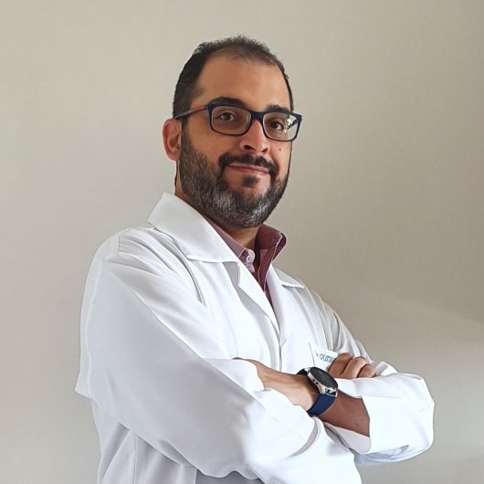 Dr. Gustavo Terceiro