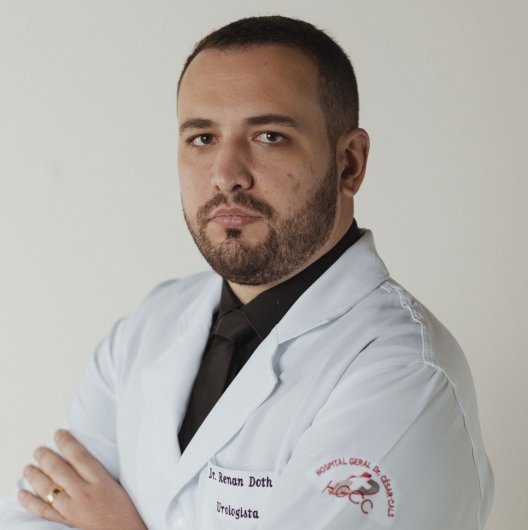 Dr. Renan Doth