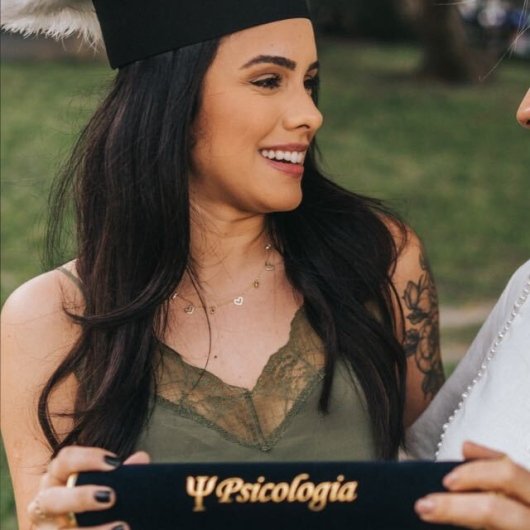 Julia Gomes