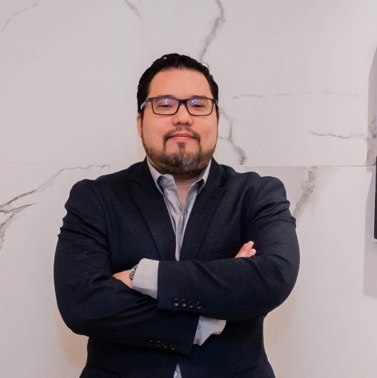 Dr. Matheus Alves Catae
