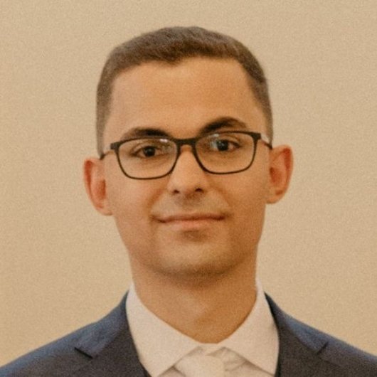 Dr. Lucas Scárdua Silva