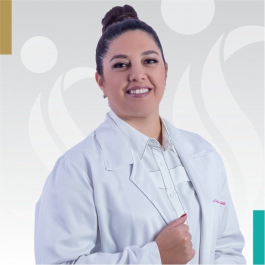 Dra. Tatiana Emilia Ferreira