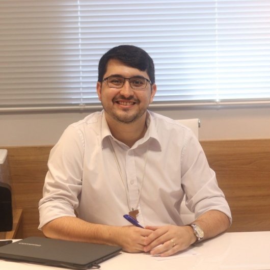 Dr. Erick Rebouças