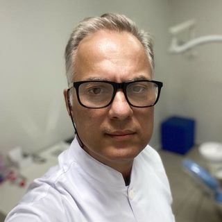 Dr. Cristiano José Rodrigues Talarico