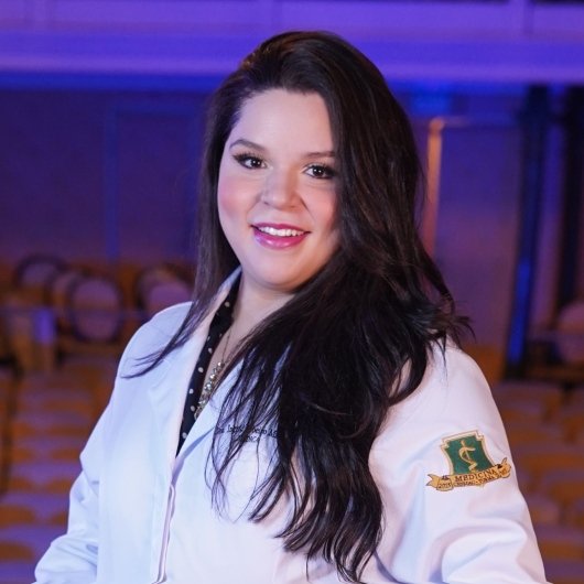 Dra. Ingrid Ribeiro Marinho