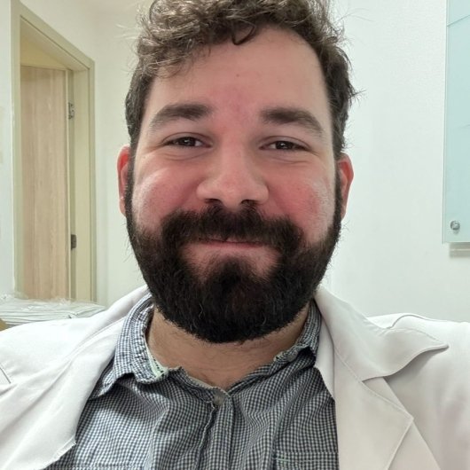 Dr. Yuri Alexandrino de Carvalho