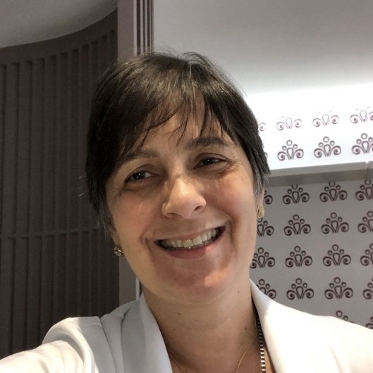 Dra. Marta Carrijo Vilela dos Santos